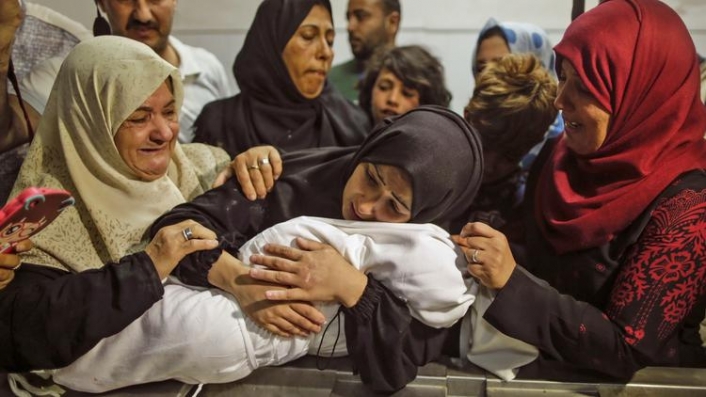 İşgalci İsrail'in Gazze'ye saldırılarında şehit sayısı 230'a yükseldi