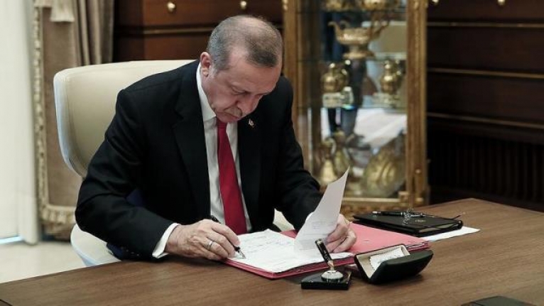 Cumhurbaşkanı Erdoğan'ın imzasıyla bazı kurum ve kişilerin mal varlıkları donduruldu