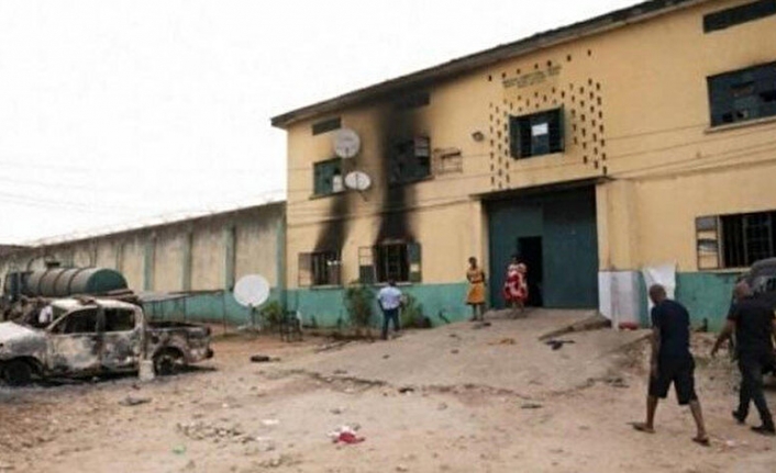 Nijerya'da hapishaneye silahlı saldırı: 252 mahkum firar etti
