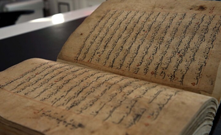 Tokat'ta lise kütüphanesinde 2 el yazması Kur'an-ı Kerim bulundu: Birisi 730 yıllık