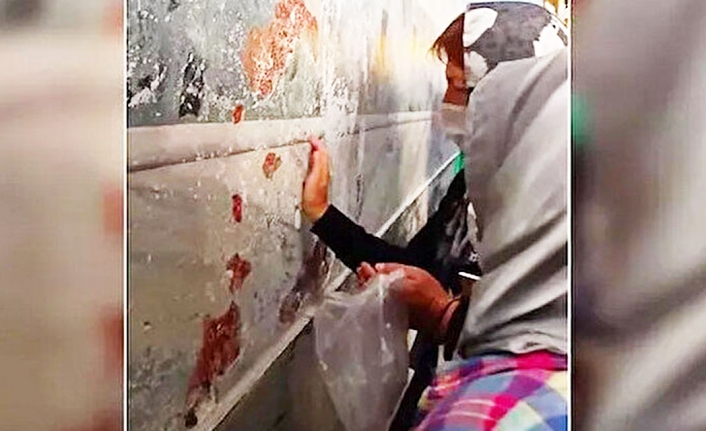 Ayasofya Camii'nin mermerlerini poşete dolduranlar Hristiyan turist çıktı