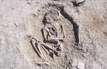 Arslantepe'de 5700 yıllık çocuk iskeleti bulundu
