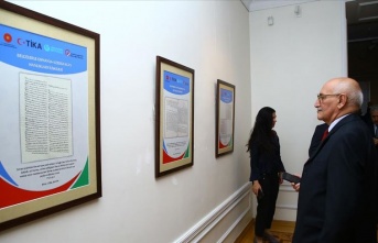 Azerbaycan'da tarihi belgeler sergilendi