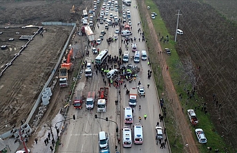 Bursa-Ankara kara yolunda zincirleme trafik kazası: 3 ölü, 21 yaralı