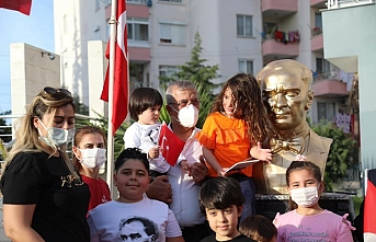 CHP'li Mezitli Belediyesi Atatürk büstünü törenle açtı