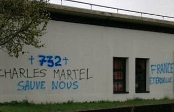 Fransa’nın Rennes kentinde camiye çirkin saldırı: İslam karşıtı yazılar yazıldı