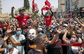 Tunus'ta devrilmeye çalışılan Nahda Hareketi nedir ve kimlerden oluşuyor?