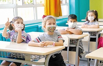 Okullarda öğrencilere ve öğretmenlere maske zorunluluğu kalkıyor! Bakan Özer müjdeyi verdi