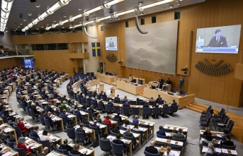 NATO'ya başvuran İsveç beklenen adımı attı! Türkiye'nin ana talebini kabul ettiler