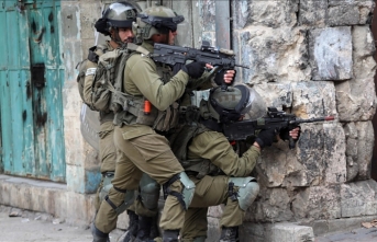 Yahudi ordusu 2 yaşındaki Filistinli bebeği başından vurdu!