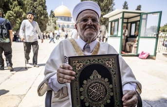 Mescid-i Aksa hatibi Sabri'den Kur'an-ı Kerim ve din savaşı uyarısı