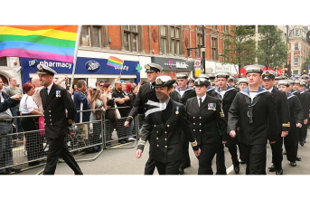 Müstakbel NATO müttefikimiz: İsveç Silahlı Kuvvetleri LGBT saçmalığı için sokaklara indi