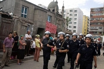 Çinli eski polis, Doğu Türkistan’da yaptıkları işkenceleri anlattı