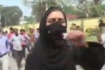 Hindistan'da Müslümanlara katliam korkusu! Başörtülü kıza saldırdılar