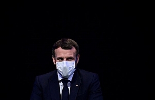 Fransa Cumhurbaşkanı Macron'un Kovid-19 testi...