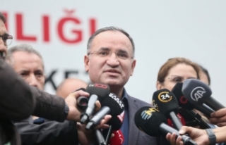 Adalet Bakanı Bozdağ: Soruşturmayı 5 savcı sürdürüyor