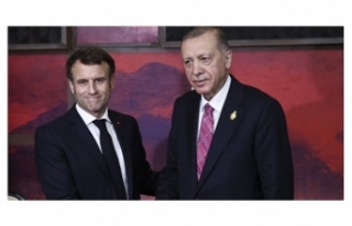 Macron: Erdoğan çok etkin bir rol oynuyor